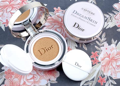 apture dior dreamskin|Dior Capture dreamskin cushion swatches.